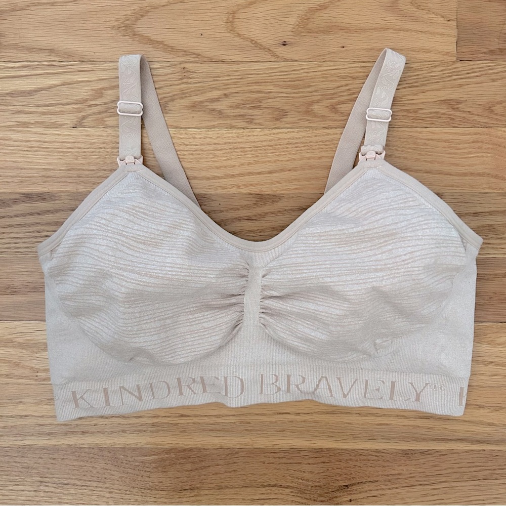 Kindred Bravely Beige Hands Free Pumping & Nursing Bra Medium Busty
